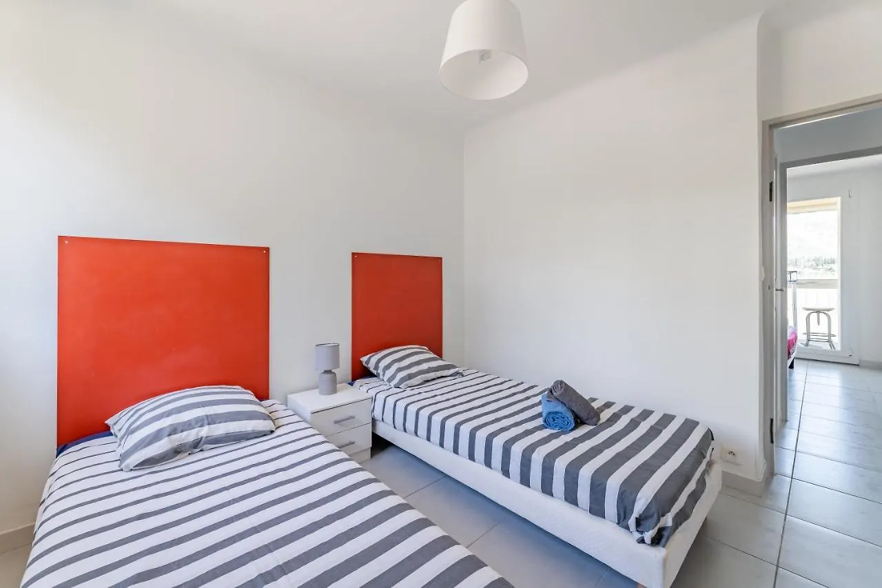 Appartement Le Bosquet 2 par Dodo-a-Cassis